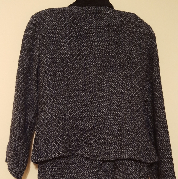 Women's Original Gianni Wool Skirt Set - Picture 2 of 8